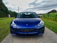 Tesla Model 3 PERFORMANCE 17