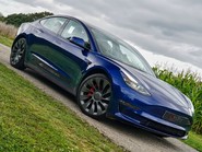 Tesla Model 3 PERFORMANCE 19