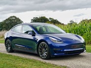 Tesla Model 3 PERFORMANCE 2