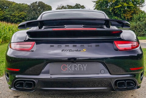 Porsche 911 TURBO S PDK 23