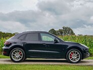 Porsche Macan TURBO PDK 3