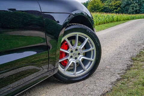 Porsche Macan TURBO PDK 6