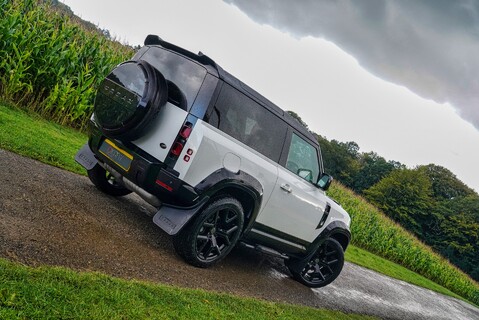 Land Rover Defender 3.0D S Urban WideTrack 20