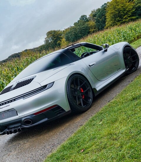 Porsche 911 TARGA 4 GTS PDK 1