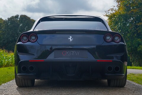 Ferrari GTC4 Lusso V8 17