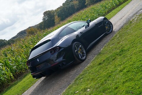 Ferrari GTC4 Lusso V8 20