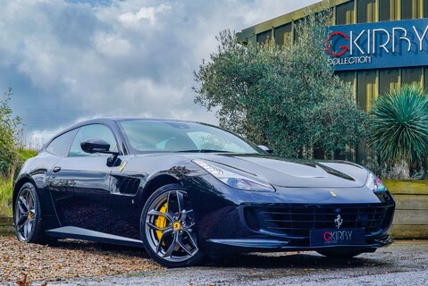 Ferrari GTC4 Lusso V8 1