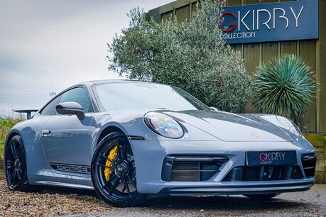 Porsche 911 CARRERA GTS PDK