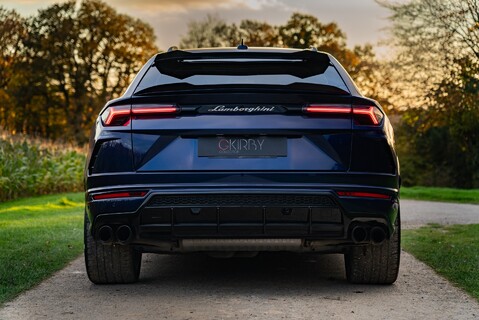 Lamborghini Urus 18