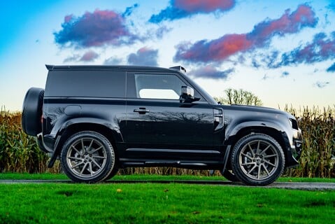 Land Rover Defender HARD TOP 3