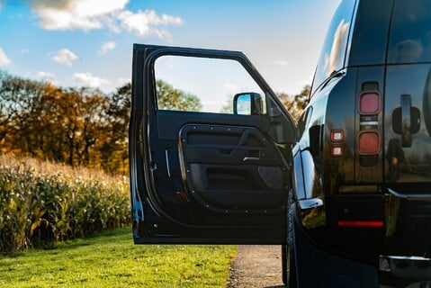 Land Rover Defender HARD TOP 7