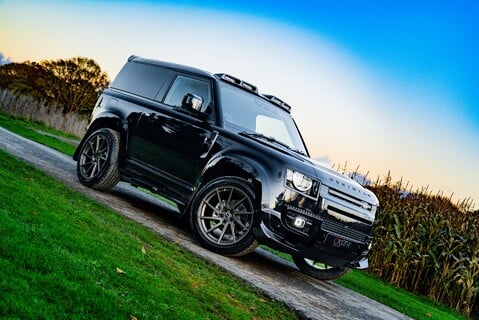 Land Rover Defender HARD TOP 19