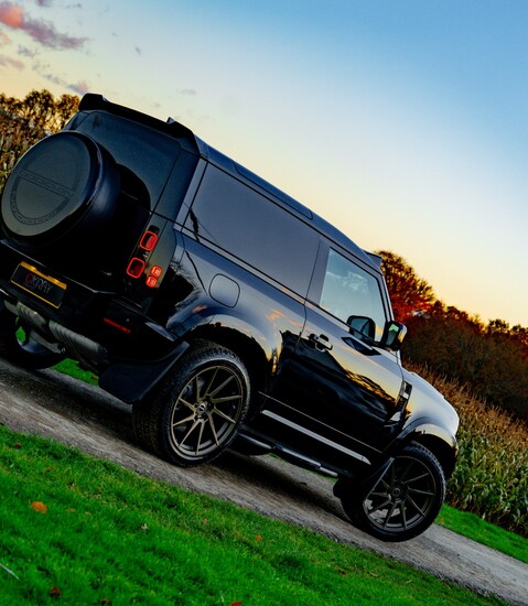 Land Rover Defender HARD TOP 1