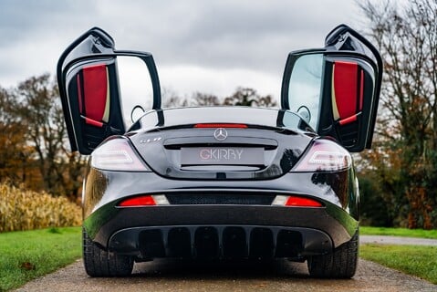 Mercedes-Benz SLR McLaren 25