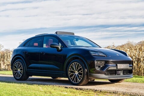 Porsche Macan 4 Electric 2