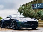 Aston Martin DB11 V8 VOLANTE 1