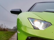 Lamborghini Aventador V12 21