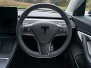 Tesla Model 3 PERFORMANCE AWD 11