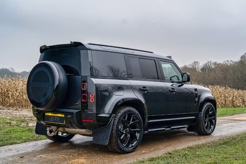 Land Rover Defender HARD TOP X-DYNAMIC HSE OBSIDIAN 4