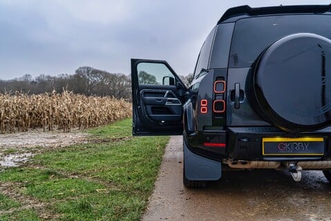 Land Rover Defender HARD TOP X-DYNAMIC HSE OBSIDIAN 7