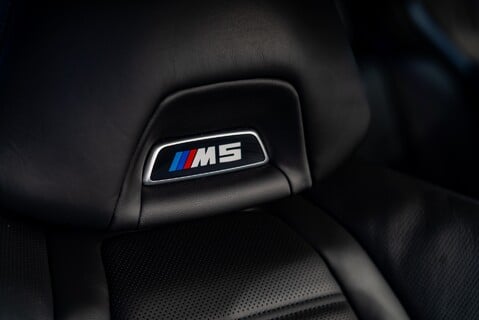 BMW M5 COMPETITION 16