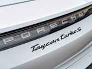 Porsche Taycan TURBO S 25