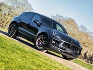 Porsche Macan S PDK 19