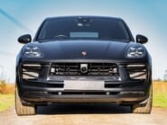 Porsche Macan S PDK 21