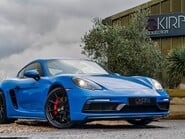 Porsche 718 CAYMAN 4.0 GTS 1