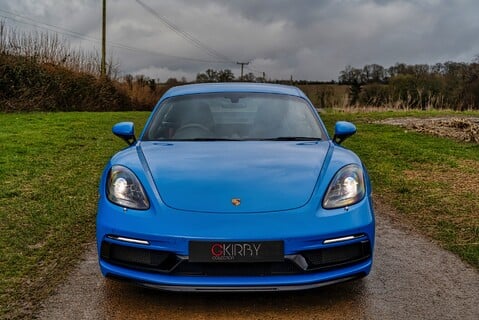 Porsche 718 CAYMAN 4.0 GTS 21