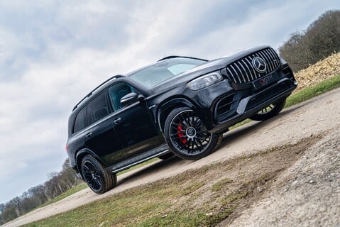 Mercedes-Benz GLS AMG GLS63 NIGHT EDITION EXECUTIVE 19