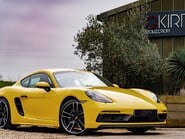 Porsche 718 CAYMAN 4.0 GTS 1