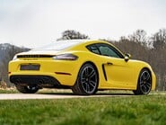 Porsche 718 CAYMAN 4.0 GTS 4