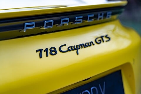 Porsche 718 CAYMAN 4.0 GTS 24