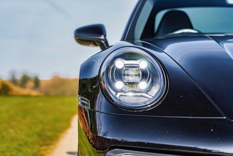 Porsche 911 CARRERA 4S PDK 21