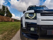 Land Rover Defender 90 Obsidian WideTrak D250 S Hardtop 18
