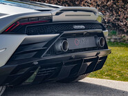 Lamborghini Huracan LP640-4 EVO Coupe 26