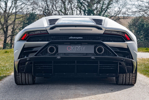 Lamborghini Huracan LP640-4 EVO Coupe 25