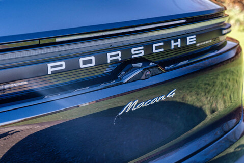 Porsche Macan Macan 4 Electric 4WD 5dr 21