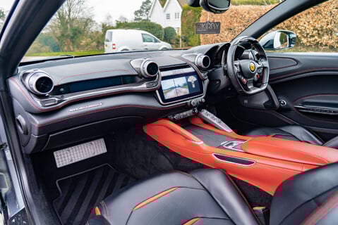 Ferrari GTC4 Lusso GTC4 Lusso T V8 8