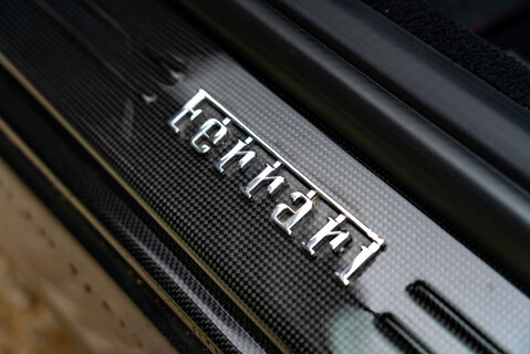 Ferrari GTC4 Lusso GTC4 Lusso T V8 17