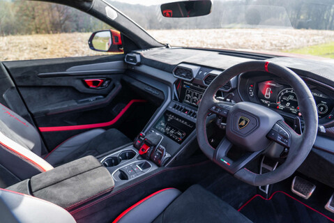 Lamborghini Urus PERFORMANTE 8