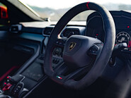 Lamborghini Urus PERFORMANTE 11
