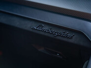 Lamborghini Urus PERFORMANTE 13