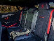 Lamborghini Urus PERFORMANTE 32