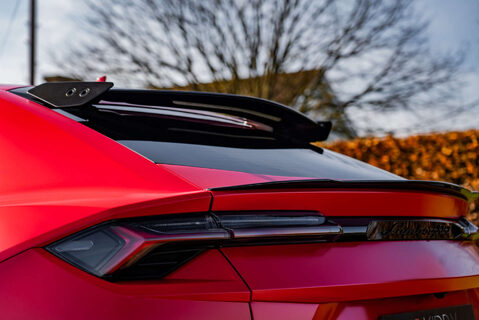 Lamborghini Urus PERFORMANTE 26