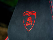 Lamborghini Urus PERFORMANTE 30