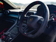 Lamborghini Urus PERFORMANTE 11