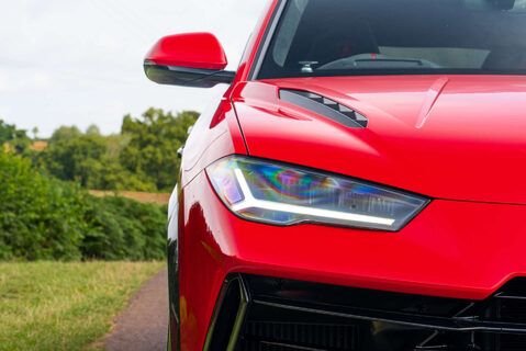 Lamborghini Urus PERFORMANTE 35