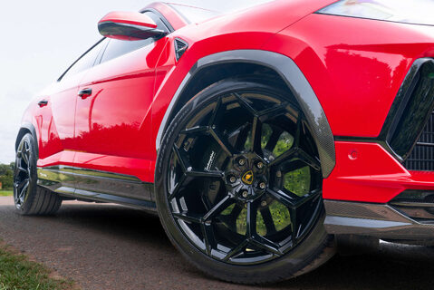 Lamborghini Urus PERFORMANTE 6